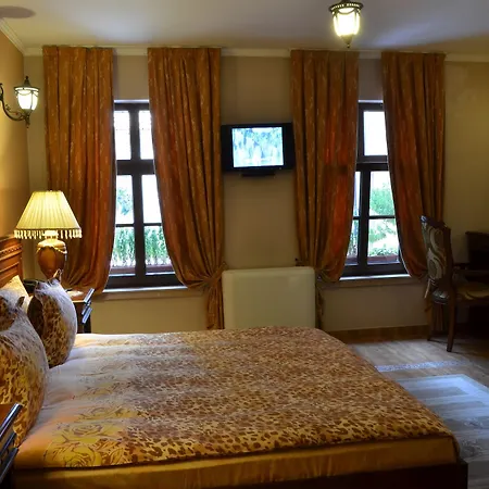 Boutique Boris Palace & Restaurant 4*