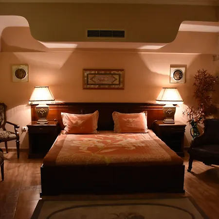 Boutique Boris Palace & Restaurant Отель