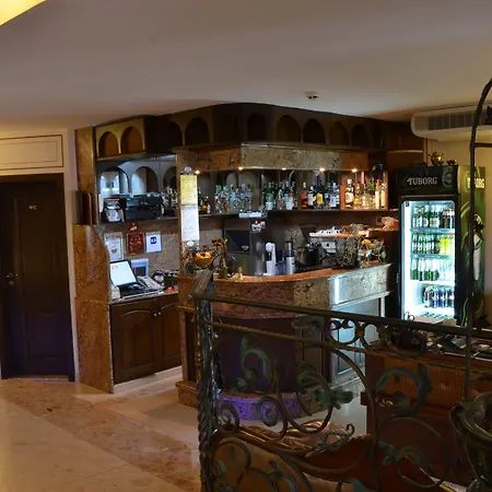 Boutique Boris Palace & Restaurant Отель