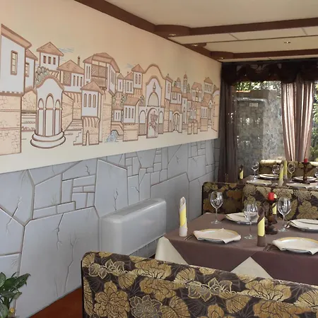 Отель Boutique Boris Palace & Restaurant 4*