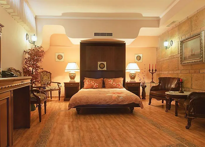 Boutique Boris Palace & Restaurant 4*