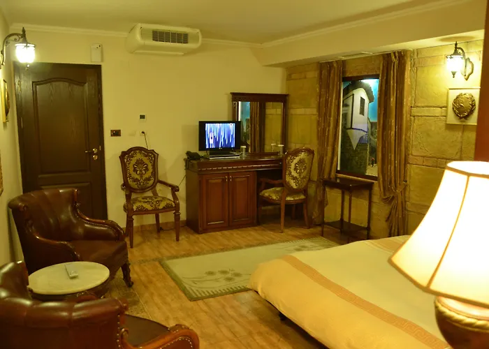 Boutique Boris Palace & Restaurant Hotel 4*