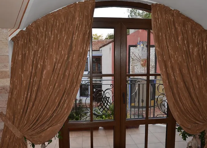 Boutique Boris Palace & Restaurant