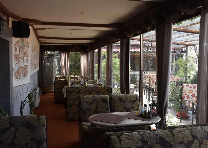 Hotel Boutique Boris Palace & Restaurant