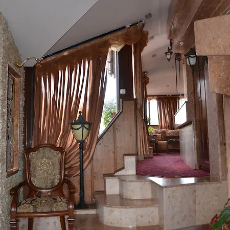 Boutique Boris Palace & Restaurant Hotel
