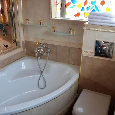 Boutique Boris Palace & Restaurant Hotel